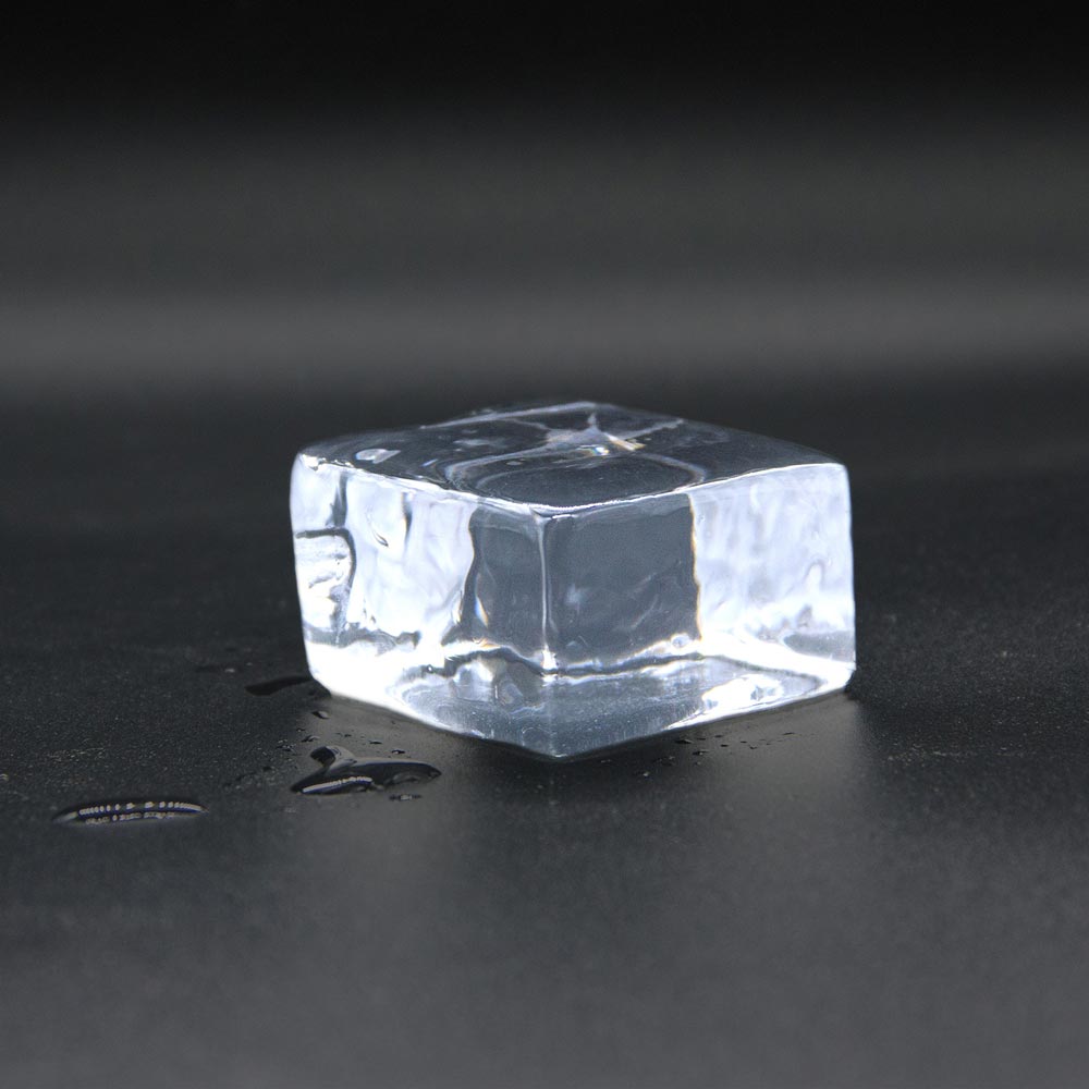 ľadová kocka 5x5x3 cm